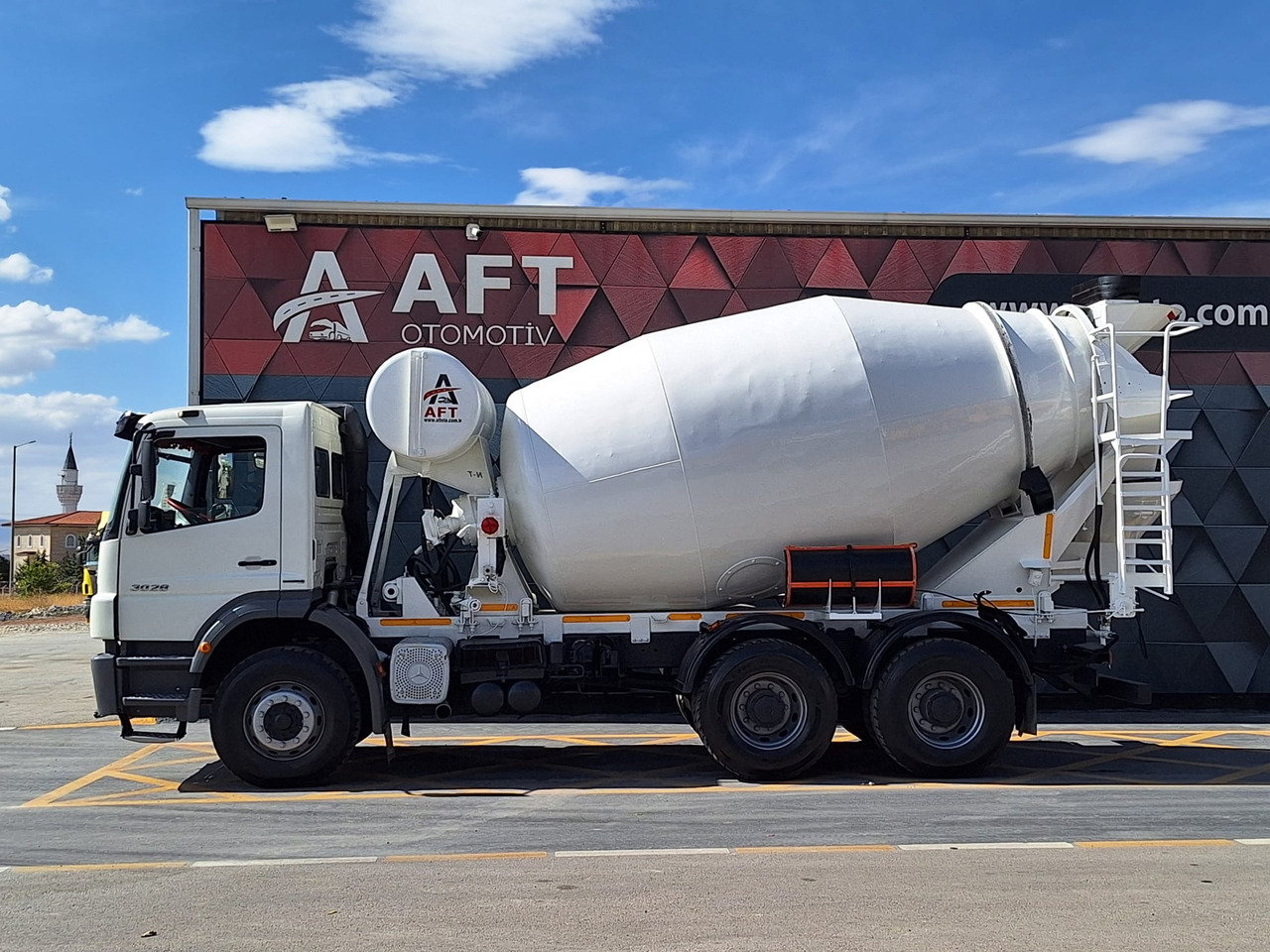 MERCEDES-BENZ AXOR 3028 - Camión hormigonera: foto 5 MERCEDES-BENZ AXOR 3028 - Camión hormigonera: foto 5
