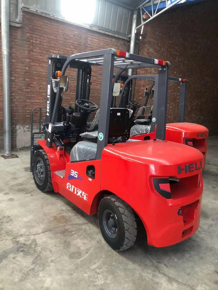 Heli brand new 3.5T diesel forklift(Clamp available) - Carretilla elevadora diésel: foto 3 Heli brand new 3.5T diesel forklift(Clamp available) - Carretilla elevadora diésel: foto 3
