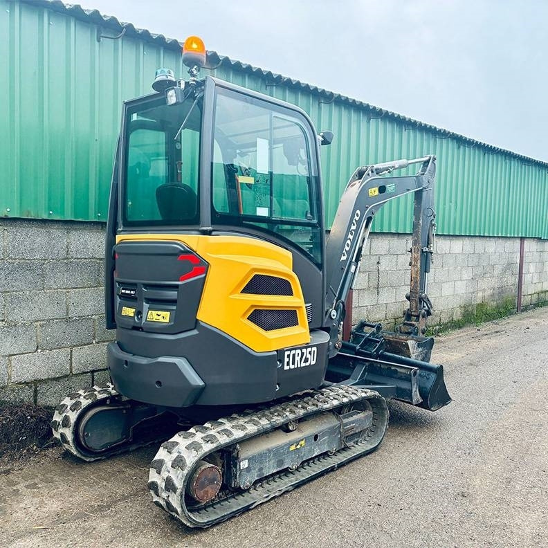 Volvo ECR25D - Miniexcavadora: foto 1 Volvo ECR25D - Miniexcavadora: foto 1