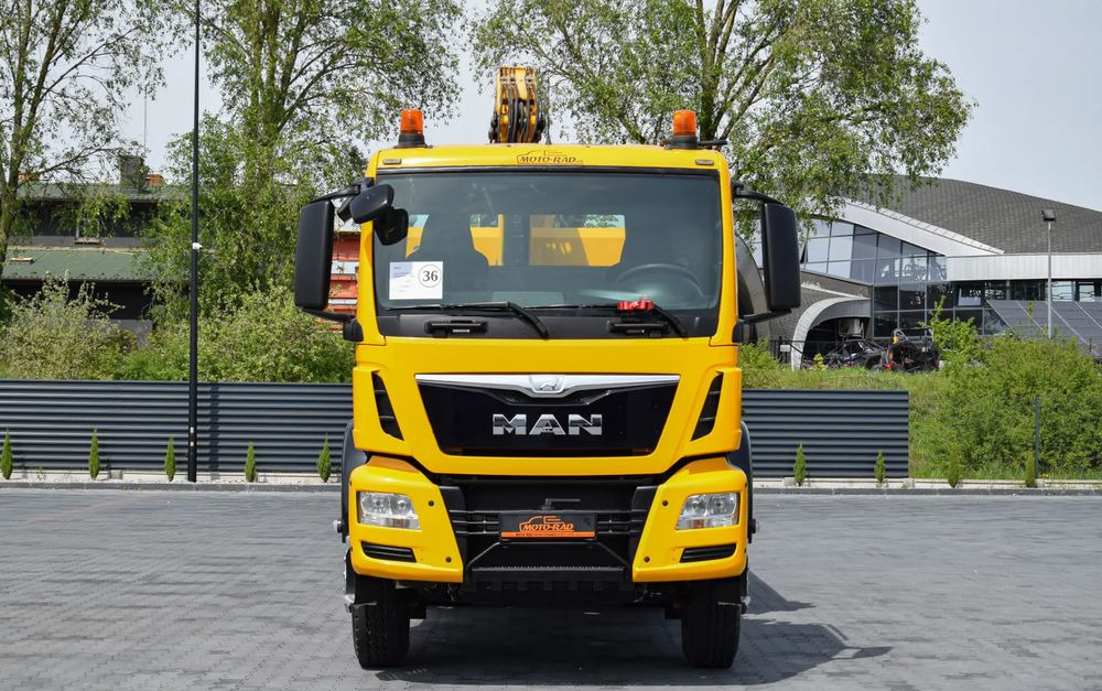 MAN TGS 26.400 / 6x4 / EURO 6 / UDT / HDS FASSI 165 / WYSUW x3 / ROTATOR / CHWYTAK / STEROWANIE RADIOWE / WZMOCNIONA RAMA / WYWROTKA / HYDROBURTA / AUTOMAT / 2017 / NOWE OPONY - 100% / NISKI PRZEBIEG - Camión volquete, Camión grúa: foto 2 MAN TGS 26.400 / 6x4 / EURO 6 / UDT / HDS FASSI 165 / WYSUW x3 / ROTATOR / CHWYTAK / STEROWANIE RADIOWE / WZMOCNIONA RAMA / WYWROTKA / HYDROBURTA / AUTOMAT / 2017 / NOWE OPONY - 100% / NISKI PRZEBIEG - Camión volquete, Camión grúa: foto 2