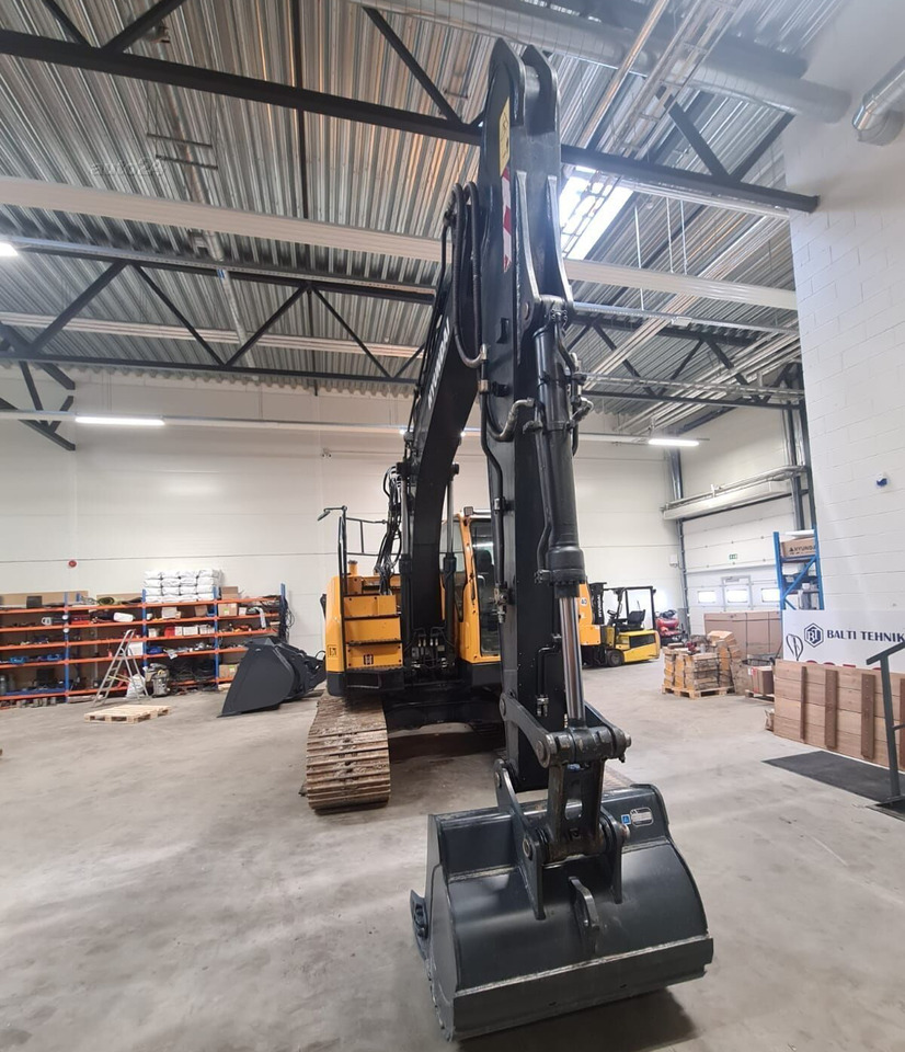 HYUNDAI HX130ALCR - Excavadora de cadenas: foto 5 HYUNDAI HX130ALCR - Excavadora de cadenas: foto 5