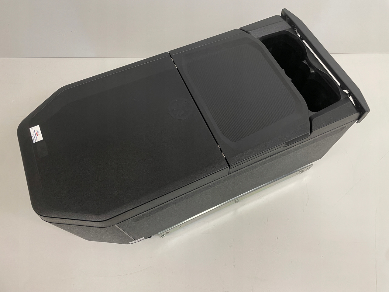 LODÓWKA DAF XF XG + 2321324 - Cabina e interior para Camión: foto 4 LODÓWKA DAF XF XG + 2321324 - Cabina e interior para Camión: foto 4