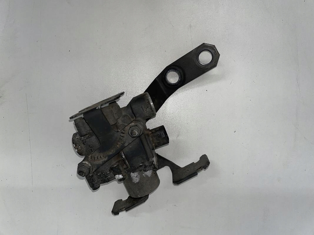 ZAWÓR CIŚNIENIA MERCEDES ACTROS MP4 A0054299244 - Suspensión para Camión: foto 4 ZAWÓR CIŚNIENIA MERCEDES ACTROS MP4 A0054299244 - Suspensión para Camión: foto 4