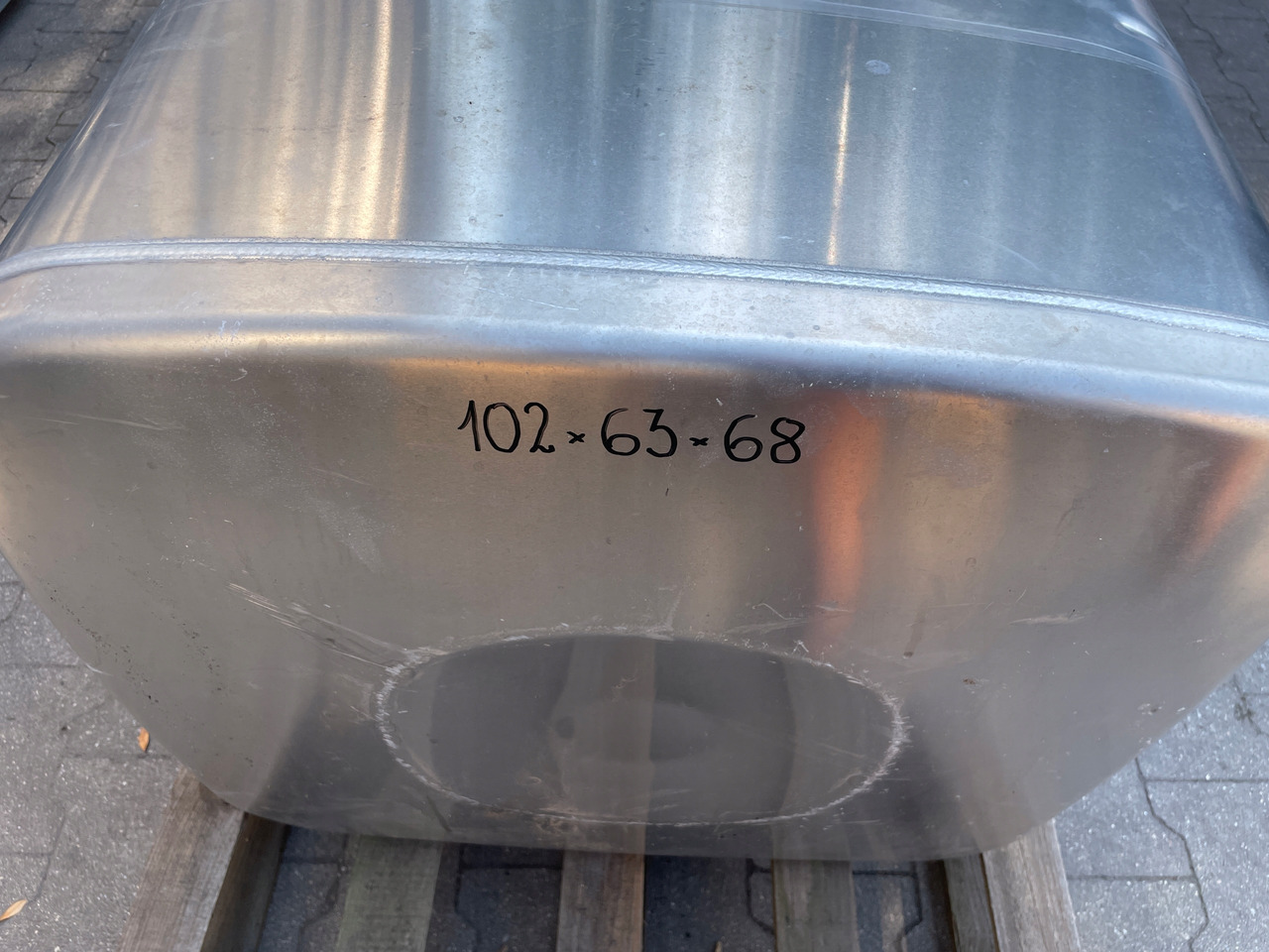 ZBIORNIK PALIWA MAN TGA TGX TGS 370L 81122016914 - Depósito de combustible para Camión: foto 3 ZBIORNIK PALIWA MAN TGA TGX TGS 370L 81122016914 - Depósito de combustible para Camión: foto 3