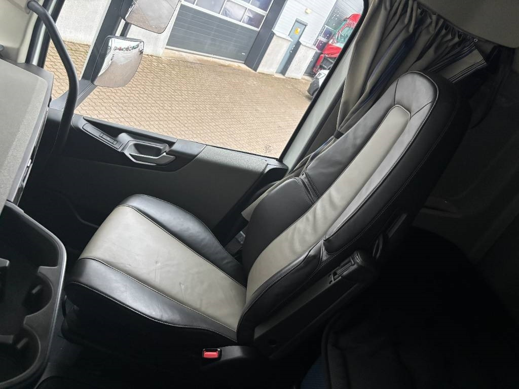 Camión portacontenedore/ Intercambiable Volvo FH 540: foto 9 Camión portacontenedore/ Intercambiable Volvo FH 540: foto 9