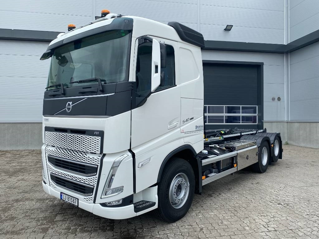 Volvo FH540 6x2 - Krokbil leier du hos oss!!  - Camión multibasculante: foto 1 Volvo FH540 6x2 - Krokbil leier du hos oss!!  - Camión multibasculante: foto 1