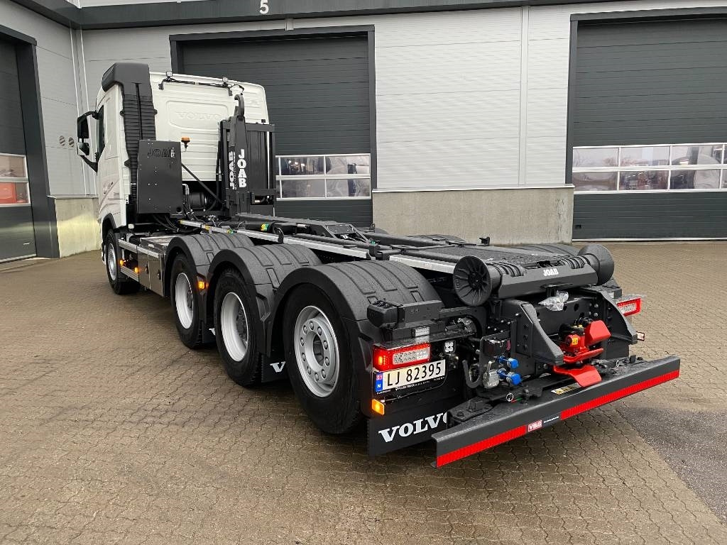 Volvo FH540 Tridem  - Camión multibasculante: foto 3 Volvo FH540 Tridem  - Camión multibasculante: foto 3