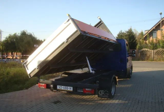 Iveco DAILY 100%PRZEBIEG-POTWIERDZONY - Furgoneta basculante: foto 4 Iveco DAILY 100%PRZEBIEG-POTWIERDZONY - Furgoneta basculante: foto 4
