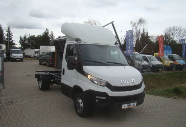 Iveco DAILY 50 C 17 3.0TDI 3-STONNA WYWROYKA - Furgoneta basculante: foto 3 Iveco DAILY 50 C 17 3.0TDI 3-STONNA WYWROYKA - Furgoneta basculante: foto 3