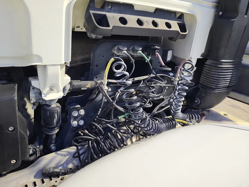 DAF XF 480 - Cabeza tractora: foto 5 DAF XF 480 - Cabeza tractora: foto 5