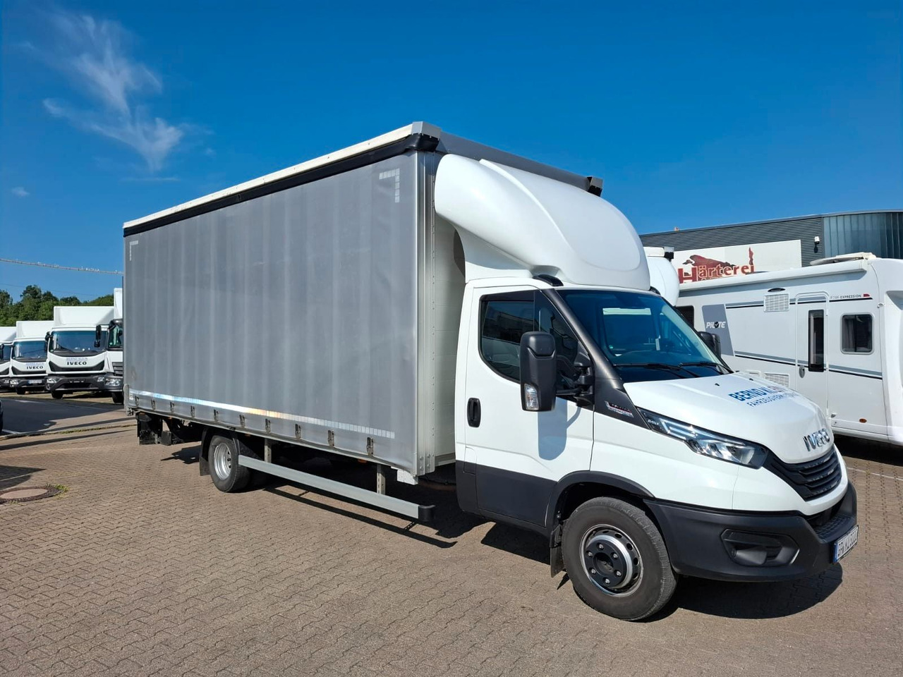 Iveco 72-210P/A8,Luft,HiMatic,LBW,Schiebepl., - Furgoneta con lona: foto 1 Iveco 72-210P/A8,Luft,HiMatic,LBW,Schiebepl., - Furgoneta con lona: foto 1