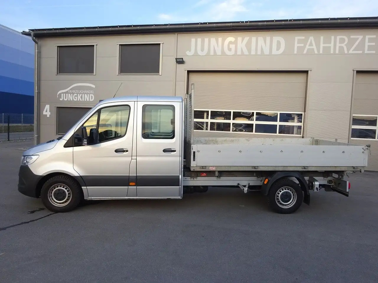 Mercedes-Benz Sprinter 319 CDI DoKa Maxi Kipper AHK 2,8t - Furgoneta basculante, Furgoneta combi: foto 1 Mercedes-Benz Sprinter 319 CDI DoKa Maxi Kipper AHK 2,8t - Furgoneta basculante, Furgoneta combi: foto 1