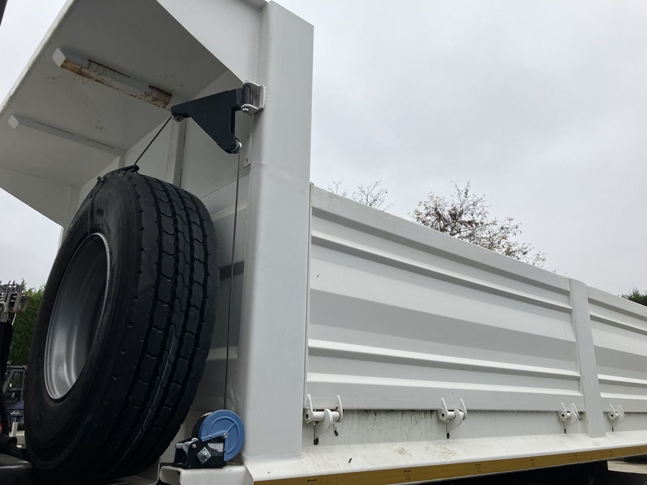 10m3 - Carrocería basculante: foto 4 10m3 - Carrocería basculante: foto 4