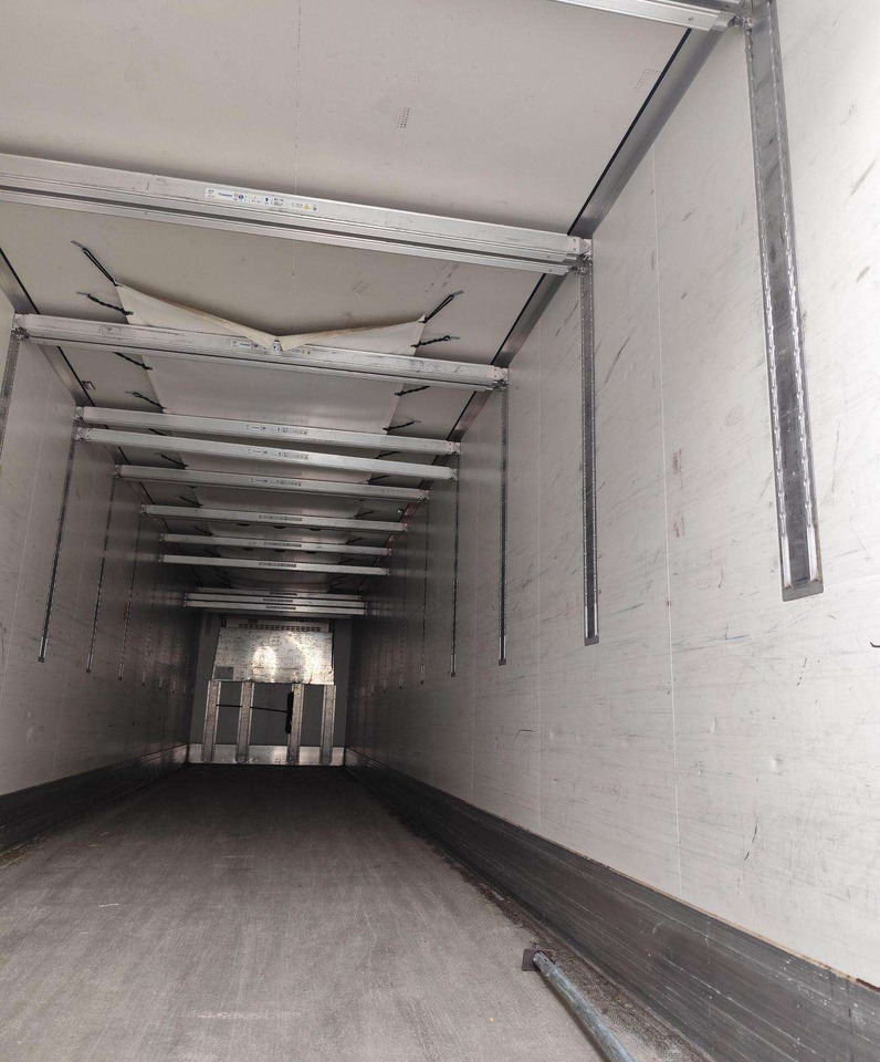 Krone CARRIER VECTOR 1550 - Semirremolque frigorífico: foto 3 Krone CARRIER VECTOR 1550 - Semirremolque frigorífico: foto 3