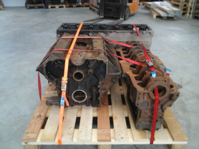 Gebrauchte diverse Motorblöcke - Bloque de cilindros para Camión: foto 3 Gebrauchte diverse Motorblöcke - Bloque de cilindros para Camión: foto 3