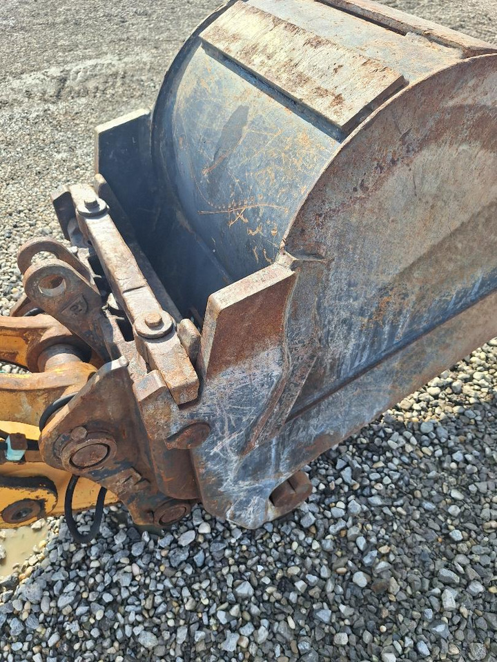 HYUNDAI 130 - Excavadora de cadenas: foto 2 HYUNDAI 130 - Excavadora de cadenas: foto 2