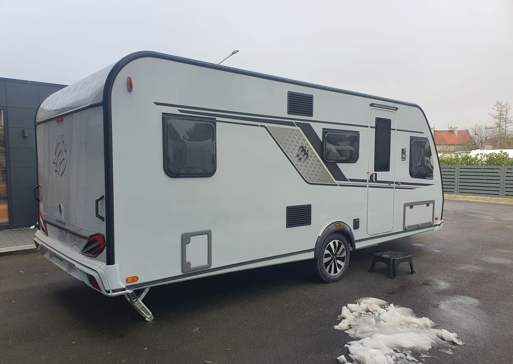 KNAUS SUDWIND 580 QS BLACK SELECTION 2026 / ALDE - Caravana: foto 3 KNAUS SUDWIND 580 QS BLACK SELECTION 2026 / ALDE - Caravana: foto 3