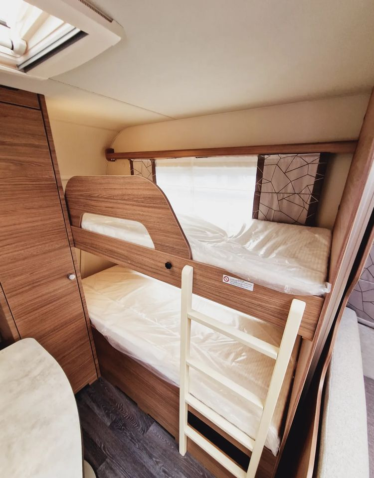 KNAUS Sport 650 FDK 2023 - Caravana: foto 4 KNAUS Sport 650 FDK 2023 - Caravana: foto 4