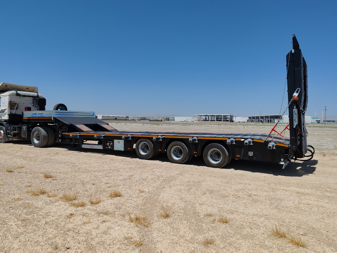 AREL TRAILER 3 AXLE LOW LOADER TRAILER - Semirremolque góndola rebajadas: foto 3 AREL TRAILER 3 AXLE LOW LOADER TRAILER - Semirremolque góndola rebajadas: foto 3