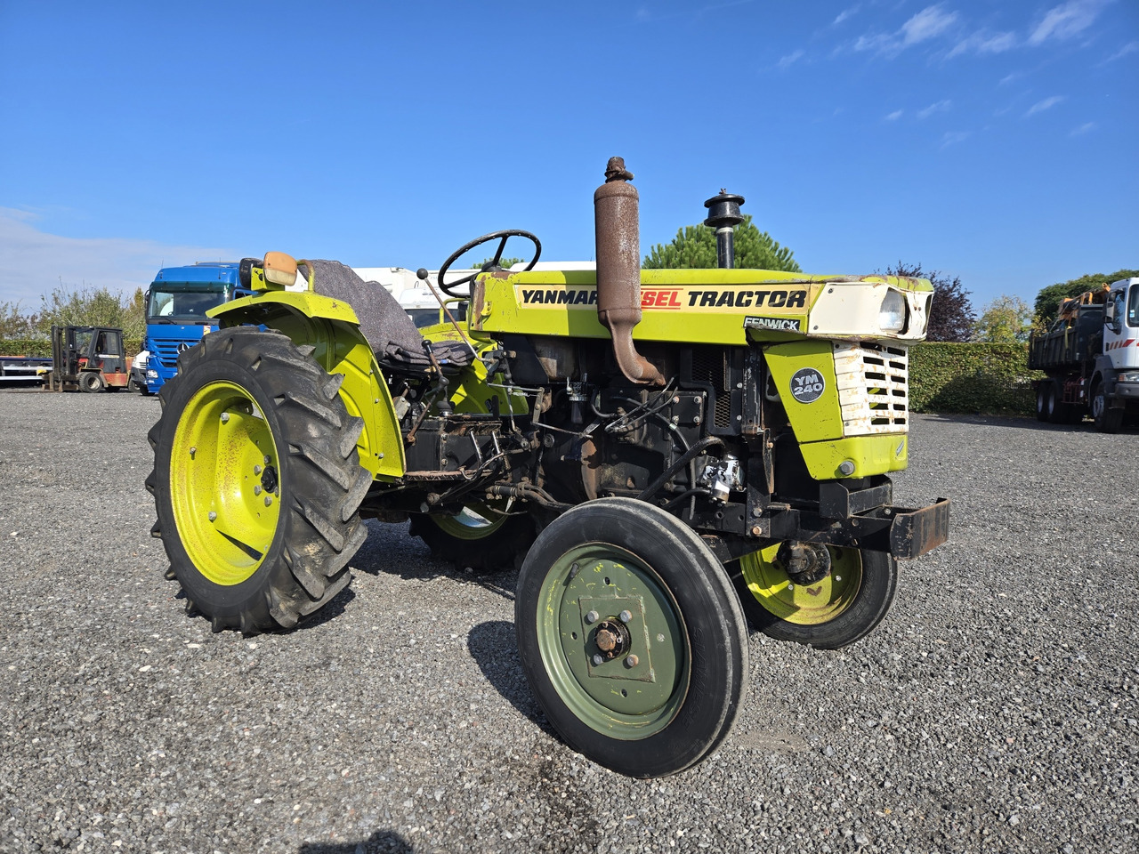 Yanmar YM240 - Mini tractor: foto 1 Yanmar YM240 - Mini tractor: foto 1