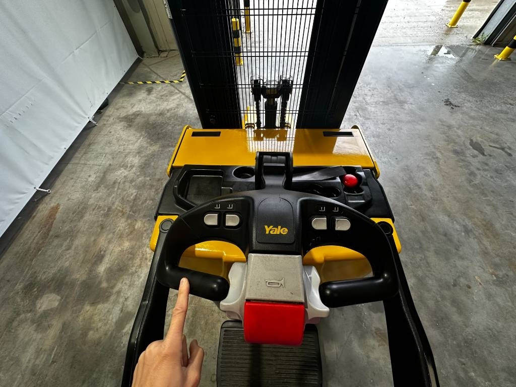 Yale MS12x - Apilador: foto 5 Yale MS12x - Apilador: foto 5