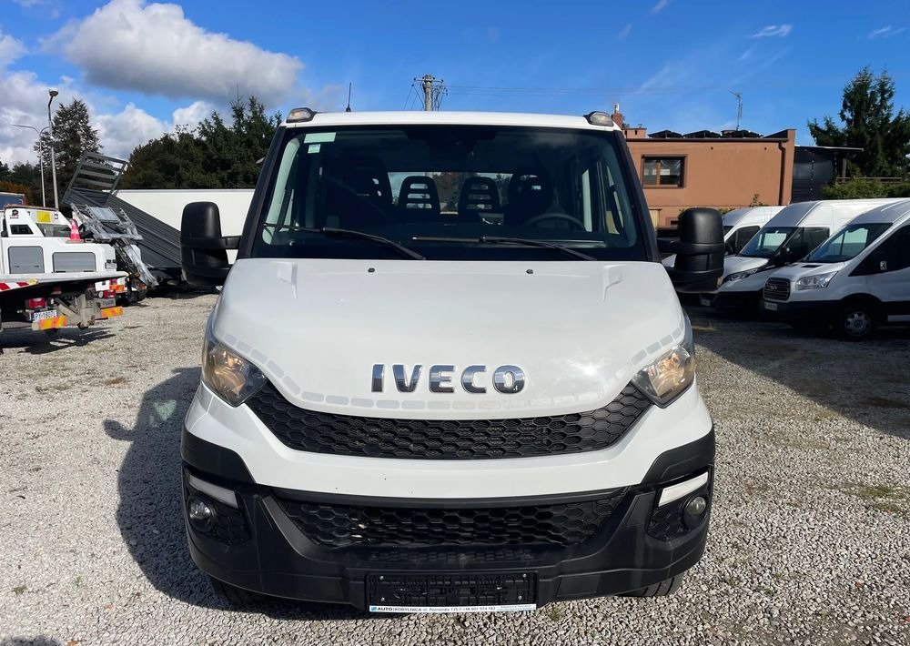Iveco Daily 70C17 Pomoc drogowa Laweta 2016r - Grua de remolque autos: foto 2 Iveco Daily 70C17 Pomoc drogowa Laweta 2016r - Grua de remolque autos: foto 2