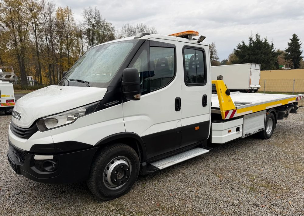 Iveco Daily 70C18 Pomoc drogowa Laweta 2017r Hi-Matic - Grua de remolque autos: foto 1 Iveco Daily 70C18 Pomoc drogowa Laweta 2017r Hi-Matic - Grua de remolque autos: foto 1