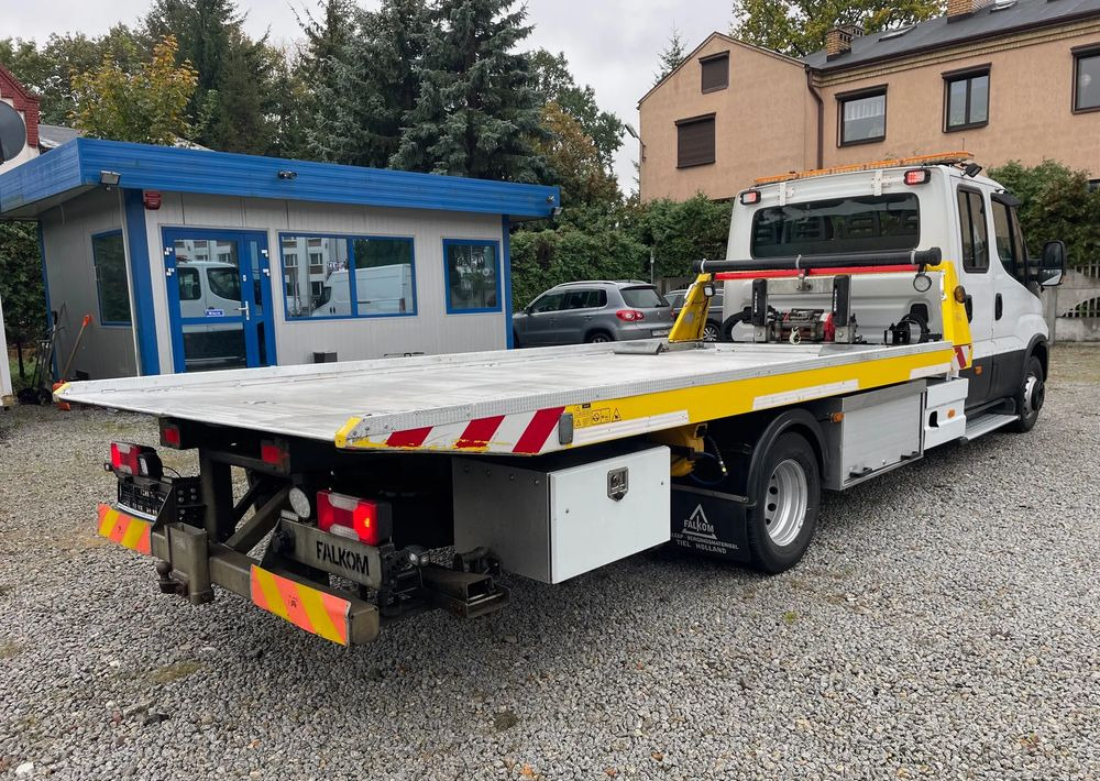 Iveco Daily 70C18 Pomoc drogowa Laweta 2017r - Grua de remolque autos: foto 5 Iveco Daily 70C18 Pomoc drogowa Laweta 2017r - Grua de remolque autos: foto 5