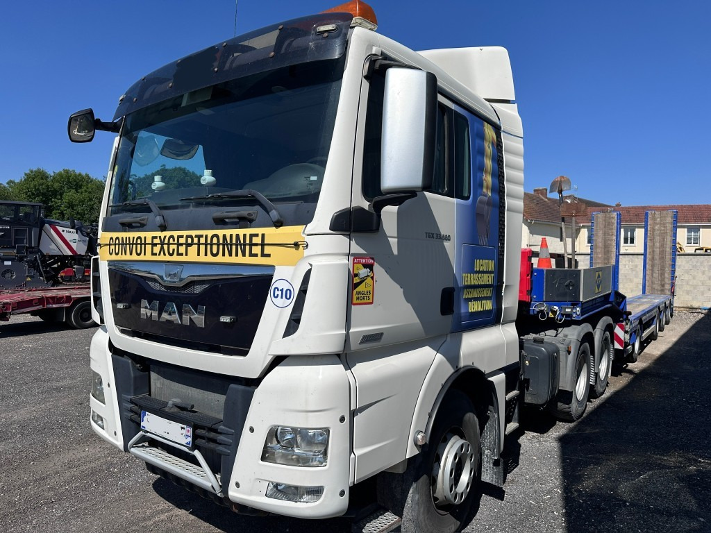 MAN TGX 33.560 - Cabeza tractora: foto 3 MAN TGX 33.560 - Cabeza tractora: foto 3