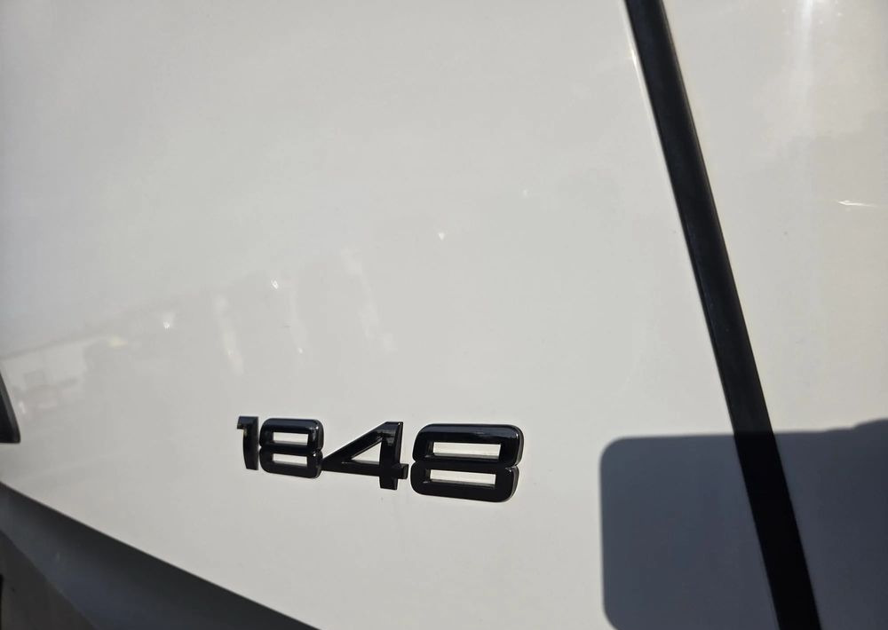 Mercedes-Benz Actros 1848 / MEGA /LOWDECK/ Retarder olejowy/ Klima Postojowa / Aktywny tempomat ACC/ - Cabeza tractora: foto 5 Mercedes-Benz Actros 1848 / MEGA /LOWDECK/ Retarder olejowy/ Klima Postojowa / Aktywny tempomat ACC/ - Cabeza tractora: foto 5