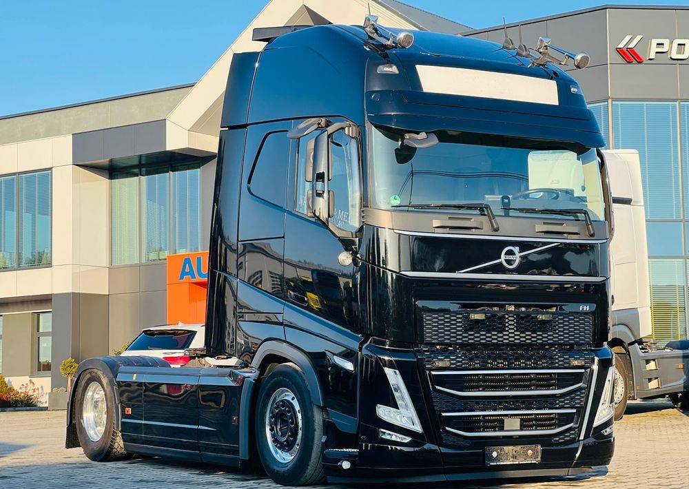 Volvo FH 500 / EURO 6 / RETARDER / 12/2022 / ACC / CAŁE NA PODUCHACH / KLIMA POSTOJOWA / NAVIGACJA / - Cabeza tractora: foto 1 Volvo FH 500 / EURO 6 / RETARDER / 12/2022 / ACC / CAŁE NA PODUCHACH / KLIMA POSTOJOWA / NAVIGACJA / - Cabeza tractora: foto 1