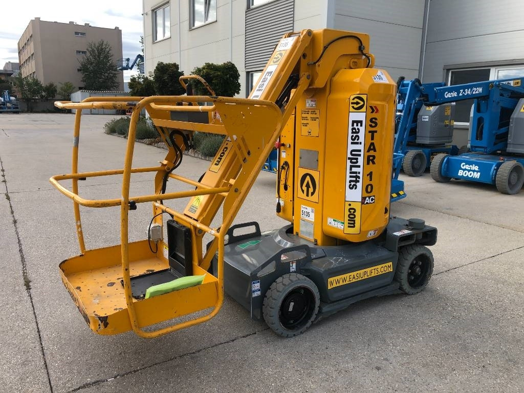 Haulotte Star 10 - Plataforma de mástil vertical: foto 2 Haulotte Star 10 - Plataforma de mástil vertical: foto 2