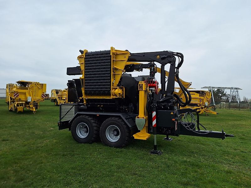 Wüst Hacker SMC 812 PTO - Trituradora de madera: foto 1 Wüst Hacker SMC 812 PTO - Trituradora de madera: foto 1