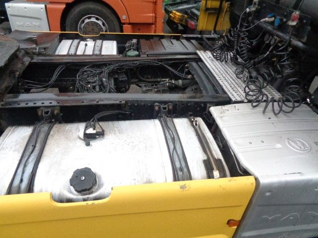 MAN XXL 520, Retarder, deutsches Fahrzeug - Cabeza tractora: foto 4 MAN XXL 520, Retarder, deutsches Fahrzeug - Cabeza tractora: foto 4