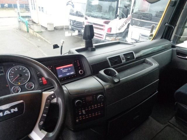 Cabeza tractora MAN XXL 520, Retarder, deutsches Fahrzeug: foto 15