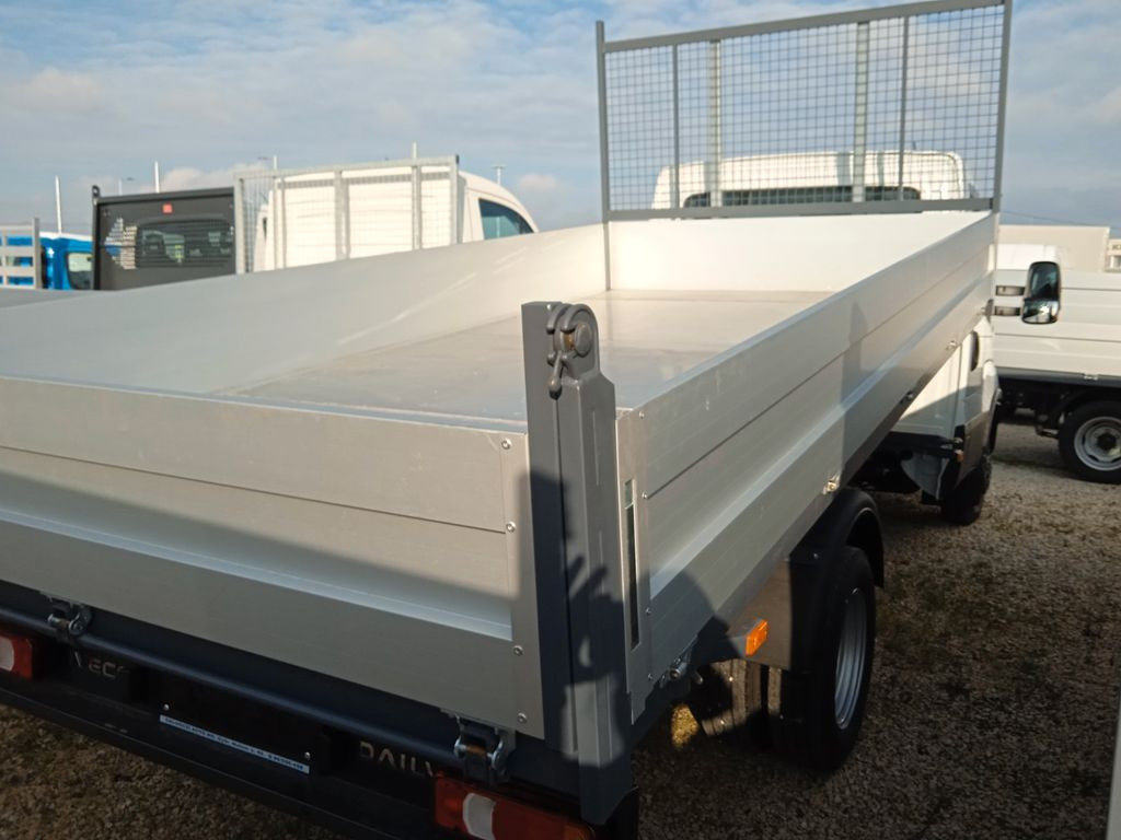 Iveco Daily 35C18H Dreiseitenkipper Iveco Daily 35C18H Dreiseitenkipper - Furgoneta basculante: foto 2 Iveco Daily 35C18H Dreiseitenkipper Iveco Daily 35C18H Dreiseitenkipper - Furgoneta basculante: foto 2