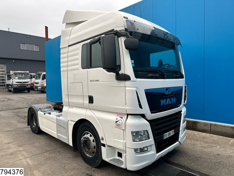 MAN TGX 18 460 EURO 6, Retarder, PTO - Cabeza tractora: foto 3 MAN TGX 18 460 EURO 6, Retarder, PTO - Cabeza tractora: foto 3