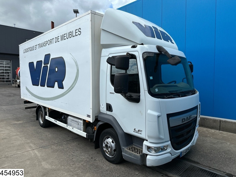 DAF LF 180 EURO 6 - Camión caja cerrada: foto 2 DAF LF 180 EURO 6 - Camión caja cerrada: foto 2