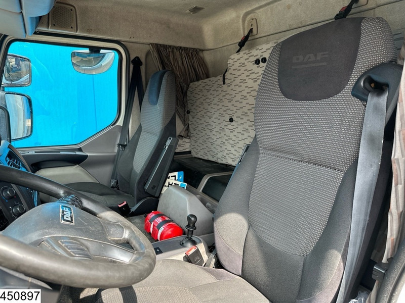 Camión caja cerrada DAF LF 250 EURO 6, Dhollandia: foto 9