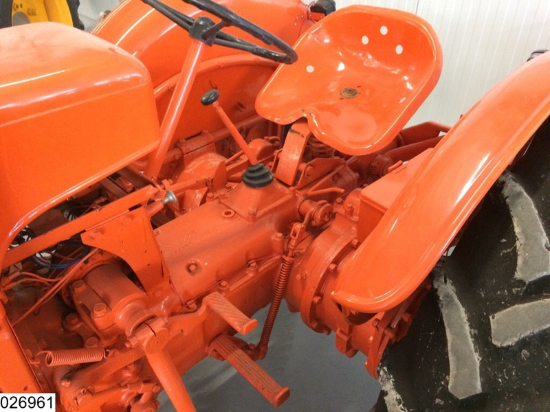 Fiat R25 2WD - Tractor: foto 5 Fiat R25 2WD - Tractor: foto 5