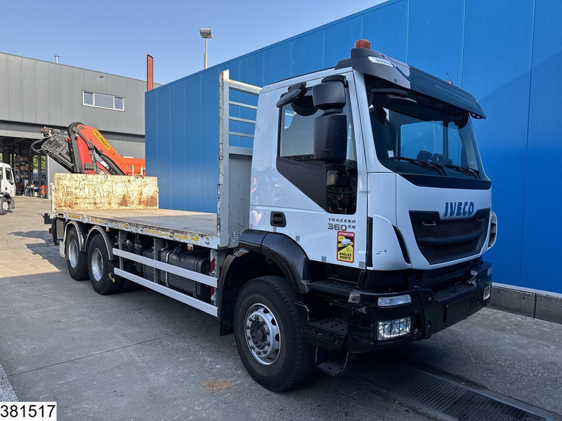 Iveco Trakker 360 - Camión caja abierta, Camión grúa: foto 3 Iveco Trakker 360 - Camión caja abierta, Camión grúa: foto 3