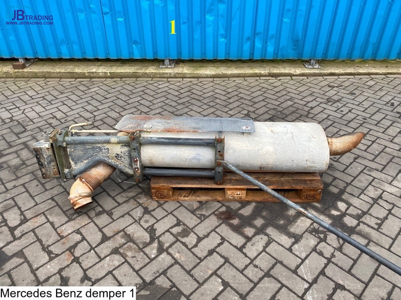 Mercedes-Benz Exhaust system truck, euro 4 - Silenciador: foto 1 Mercedes-Benz Exhaust system truck, euro 4 - Silenciador: foto 1