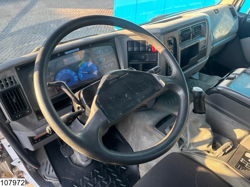 Renault Kerax 370 6x4, Manual transmission, Steel suspension - Camión volquete: foto 5 Renault Kerax 370 6x4, Manual transmission, Steel suspension - Camión volquete: foto 5