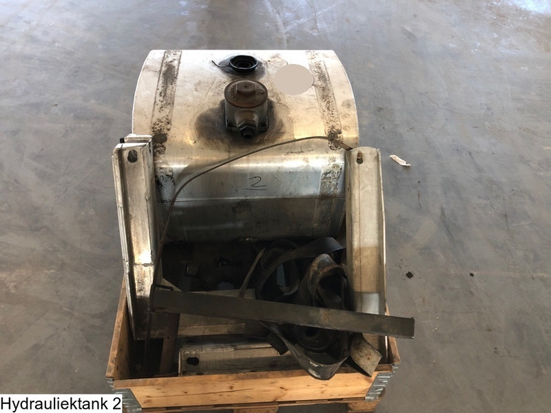 Depósito hidráulico Universeel Hydraulic tank, 210 Liter: foto 7 Depósito hidráulico Universeel Hydraulic tank, 210 Liter: foto 7