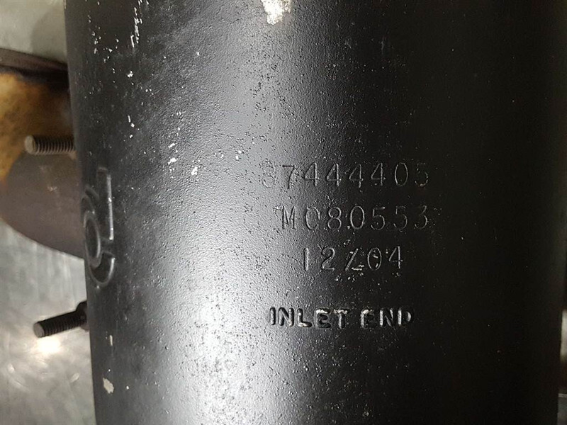 Case 621D-Donaldson 87444405-Exhaust/Auspuff/Uitlaat - Motor para Maquinaria de construcción: foto 4 Case 621D-Donaldson 87444405-Exhaust/Auspuff/Uitlaat - Motor para Maquinaria de construcción: foto 4