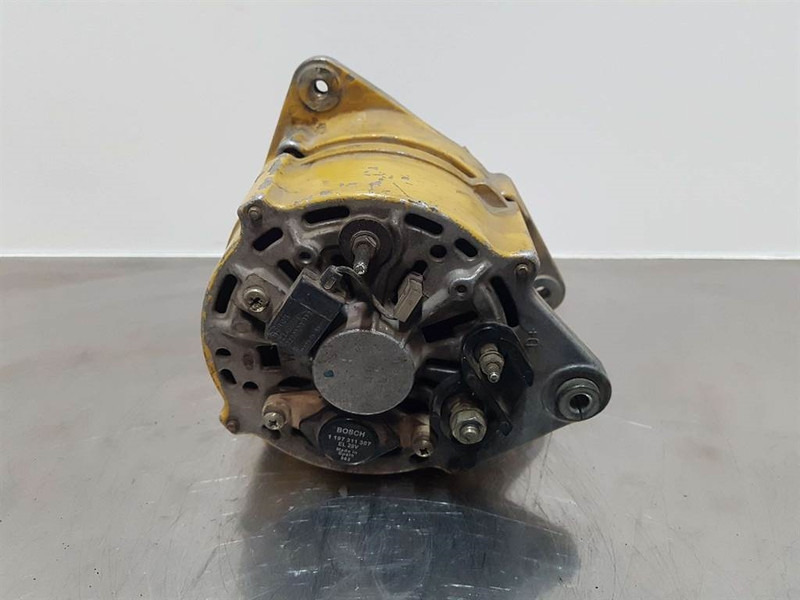 Cat 109-2362-24V 55A-Alternator/Lichtmaschine/Dynamo - Motor para Maquinaria de construcción: foto 5 Cat 109-2362-24V 55A-Alternator/Lichtmaschine/Dynamo - Motor para Maquinaria de construcción: foto 5