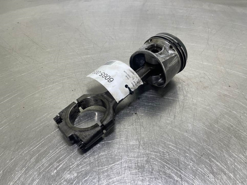 Deutz TD2011L04I - Piston/Kolben/Zuiger - Motor para Maquinaria de construcción: foto 4 Deutz TD2011L04I - Piston/Kolben/Zuiger - Motor para Maquinaria de construcción: foto 4