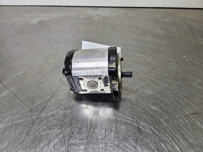 HALDEX W9A1-23-R-3-F-27-N-N-Gearpump/Zahnradpumpe - Hidráulica para Maquinaria de construcción: foto 2 HALDEX W9A1-23-R-3-F-27-N-N-Gearpump/Zahnradpumpe - Hidráulica para Maquinaria de construcción: foto 2