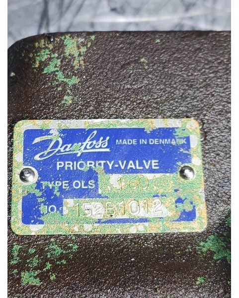 Hitachi W110A-Sauer Danfoss OLS160-152B1012-Priority valve - Hidráulica para Maquinaria de construcción: foto 4 Hitachi W110A-Sauer Danfoss OLS160-152B1012-Priority valve - Hidráulica para Maquinaria de construcción: foto 4