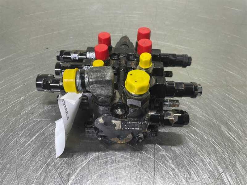 Hitachi ZW95LSD-KYB 00030-30141-Valve/Ventile/Ventiel - Hidráulica para Maquinaria de construcción: foto 5 Hitachi ZW95LSD-KYB 00030-30141-Valve/Ventile/Ventiel - Hidráulica para Maquinaria de construcción: foto 5